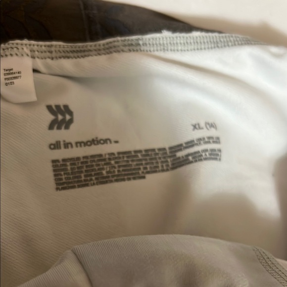 All in Motion grey/white brushed fleece inside activewear leggings boys XL NWOT - Picture 2 of 5